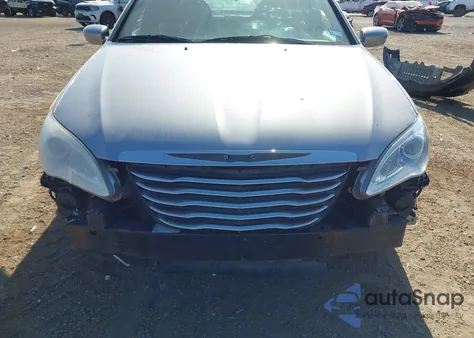 2013 Chrysler 200 Lx from USA, damaged, VIN 1C3CCBAB2DN697975